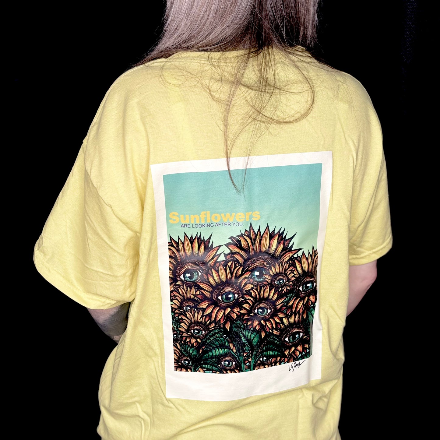 T-Shirt Jaune pâle Sunflowers